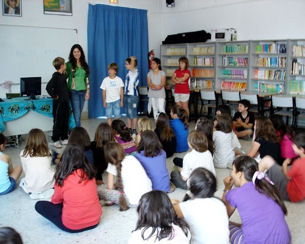 calcuta-ondoan-pequenias-voces-intro calcuta-ondoan-pequenias-voces-intro